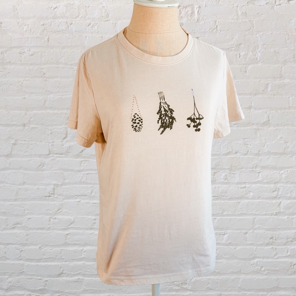🍓$5 Pick!🍓 REI Cooperative Beige Botanical Graphic Short Sleeve Tee